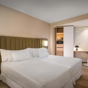 **** מלון Barcelo Nervion ספרד